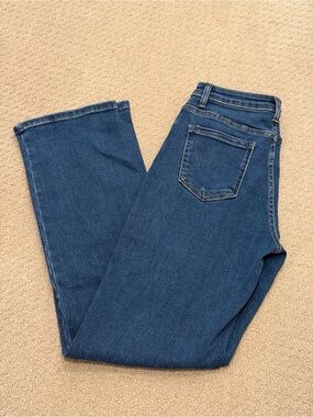 Classic High-Rise Blue Women's Jeans